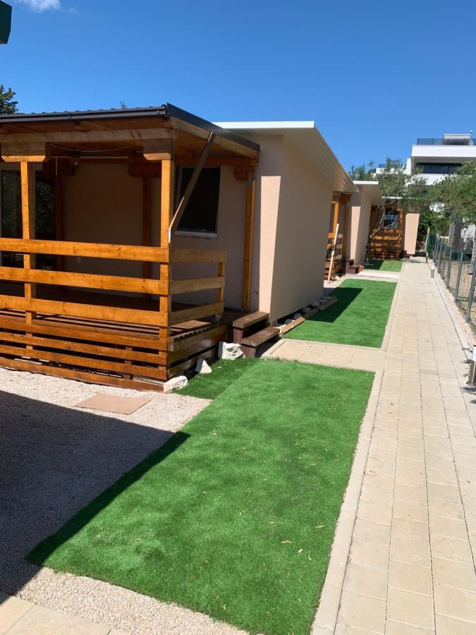 Kamp Karla & Bruno Hotell Sveti Filip i Jakov Exteriör bild
