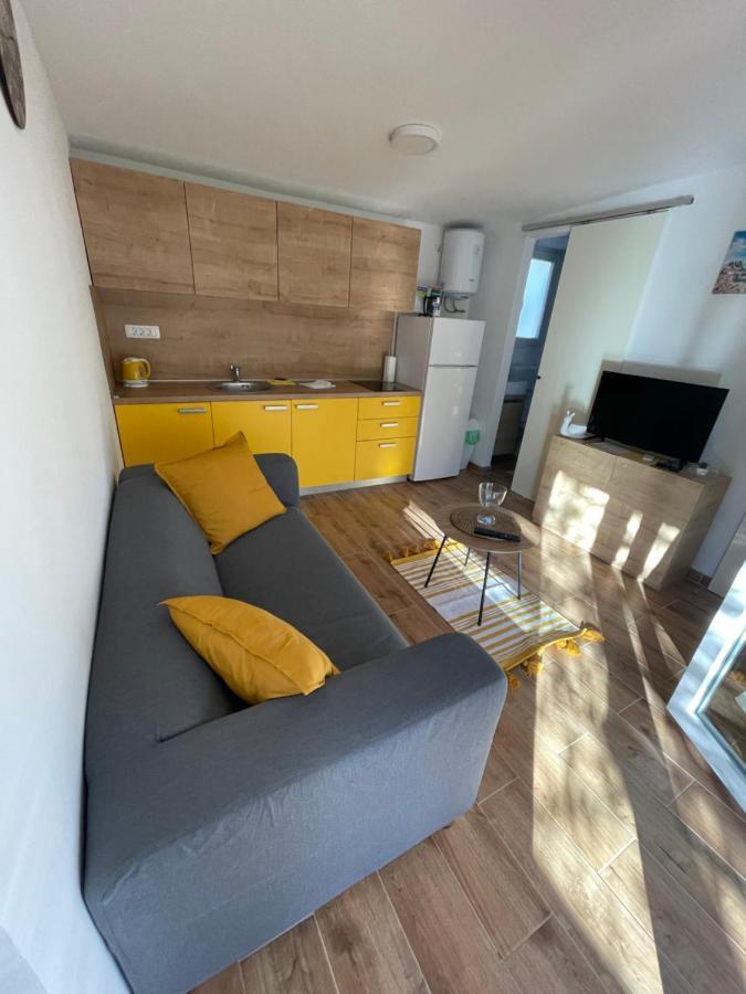 Kamp Karla & Bruno Hotell Sveti Filip i Jakov Exteriör bild